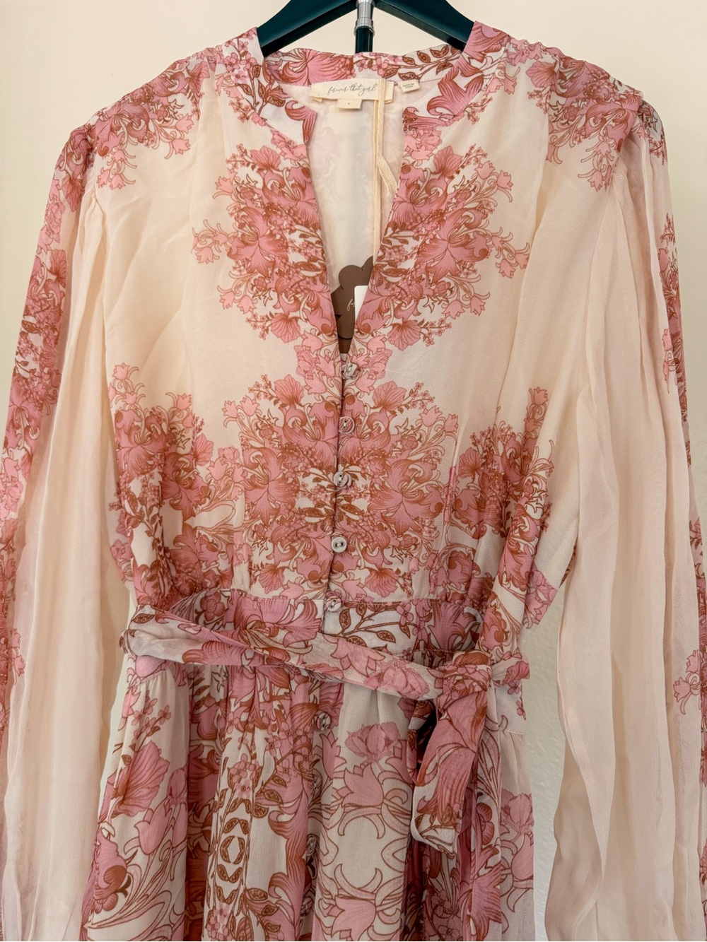 Anthropologie- Floral Print Long Sleeve Maxi Dress in Blush - Picture 2 of 6